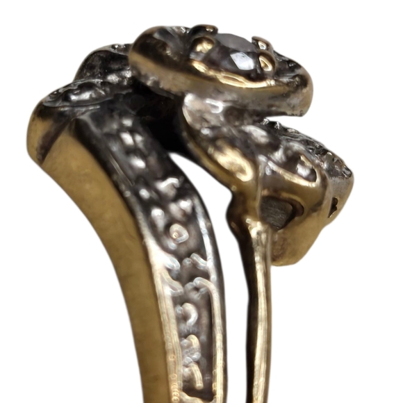 Vintage 10K Gold 6.5 Size Ring with Diamond Clusters Gorgeous 🥰 piece - Picture 10 of 15